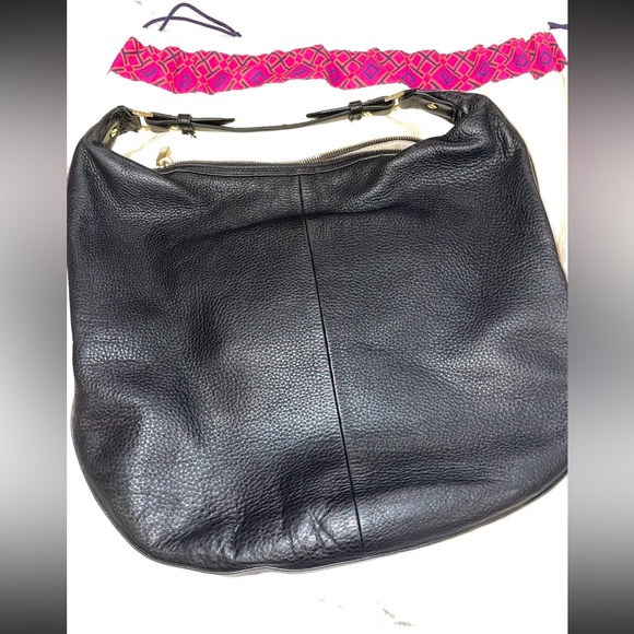 Tory Burch Amanda Handbag - Picture 3 of 6